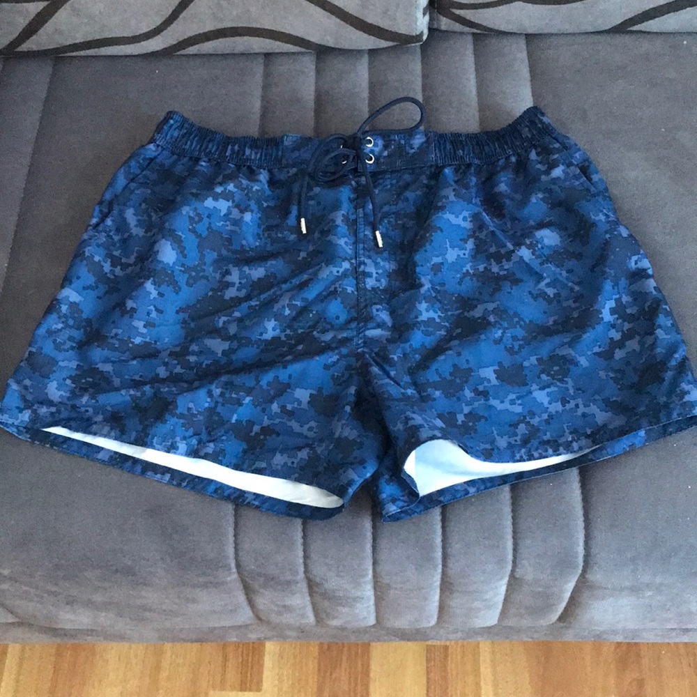 2xist swimming trunks